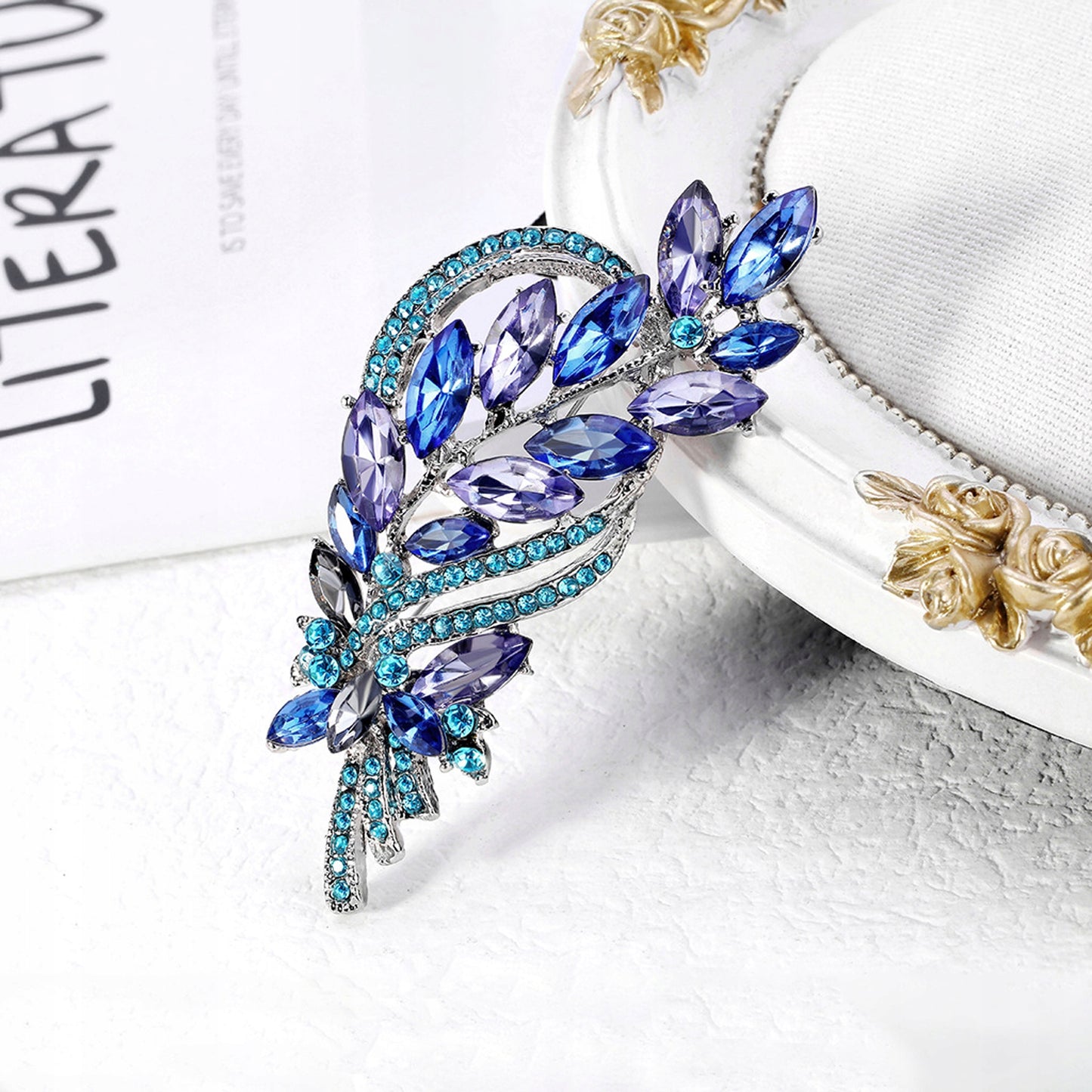 Weizenähre mit blauen Zirkonen - Geschenkbrosche