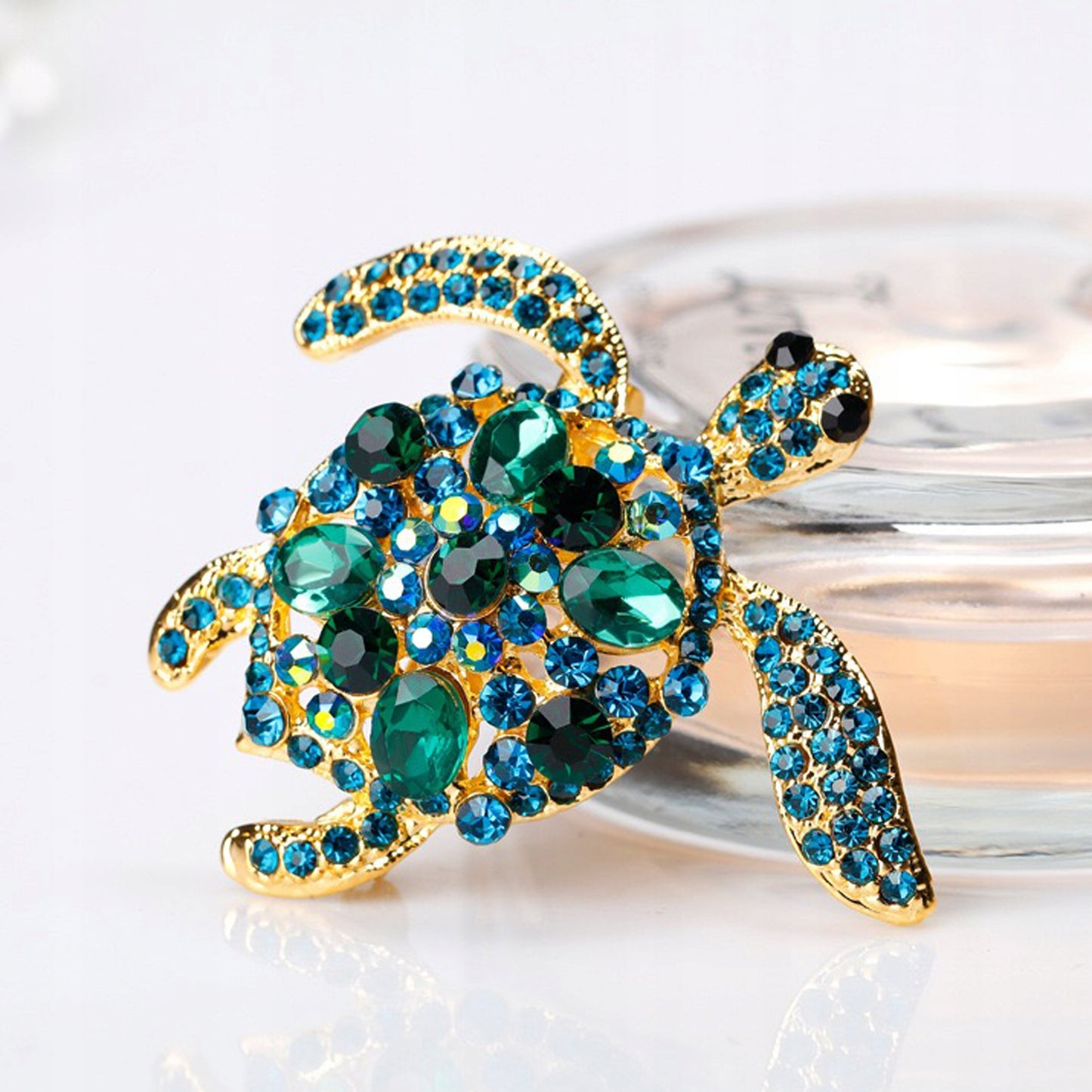 Schildkröte mit Zirkonen - eine Brosche zum Verschenken