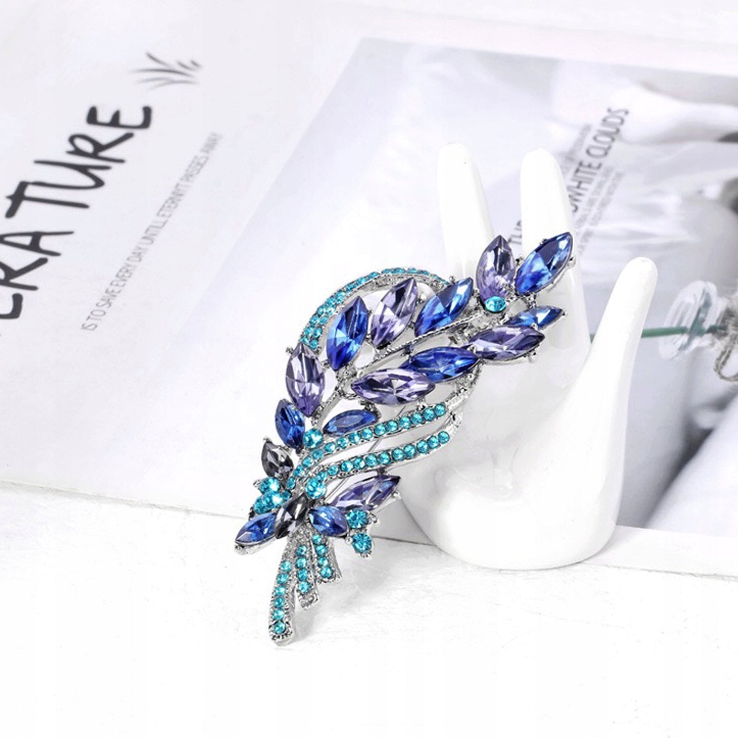 Weizenähre mit blauen Zirkonen - Geschenkbrosche