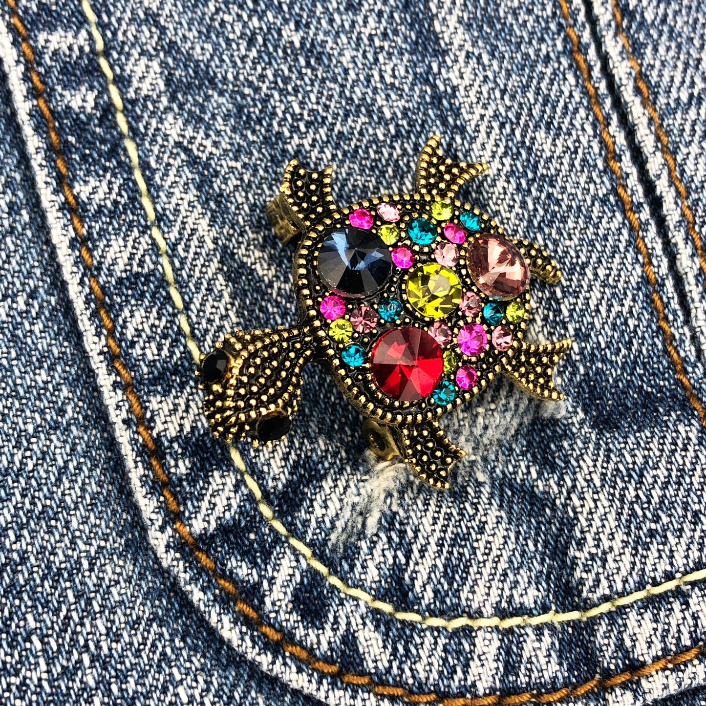 Schildkrötenbrosche mit Zirkonia