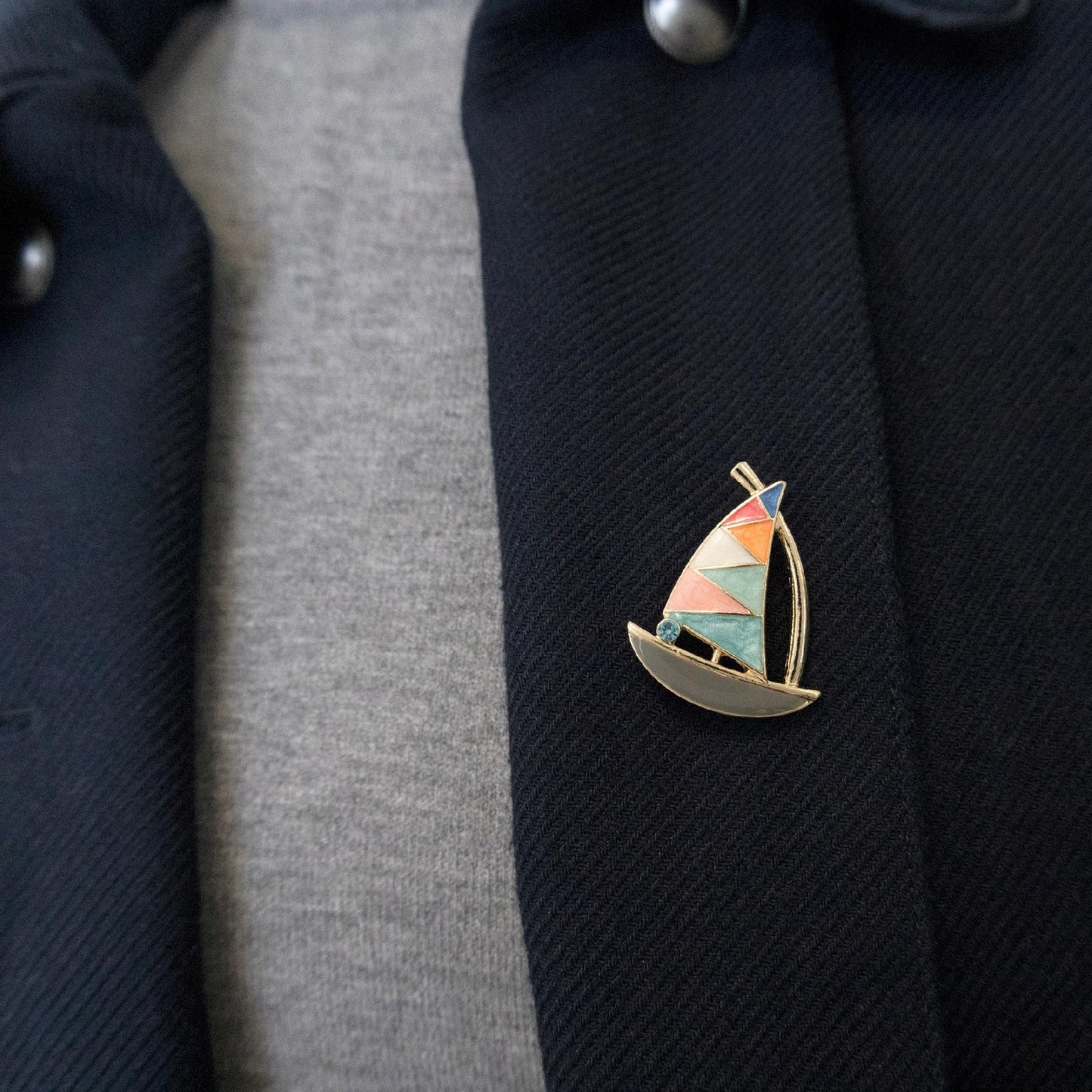 Segelboot - Brosche mit Zirkonia