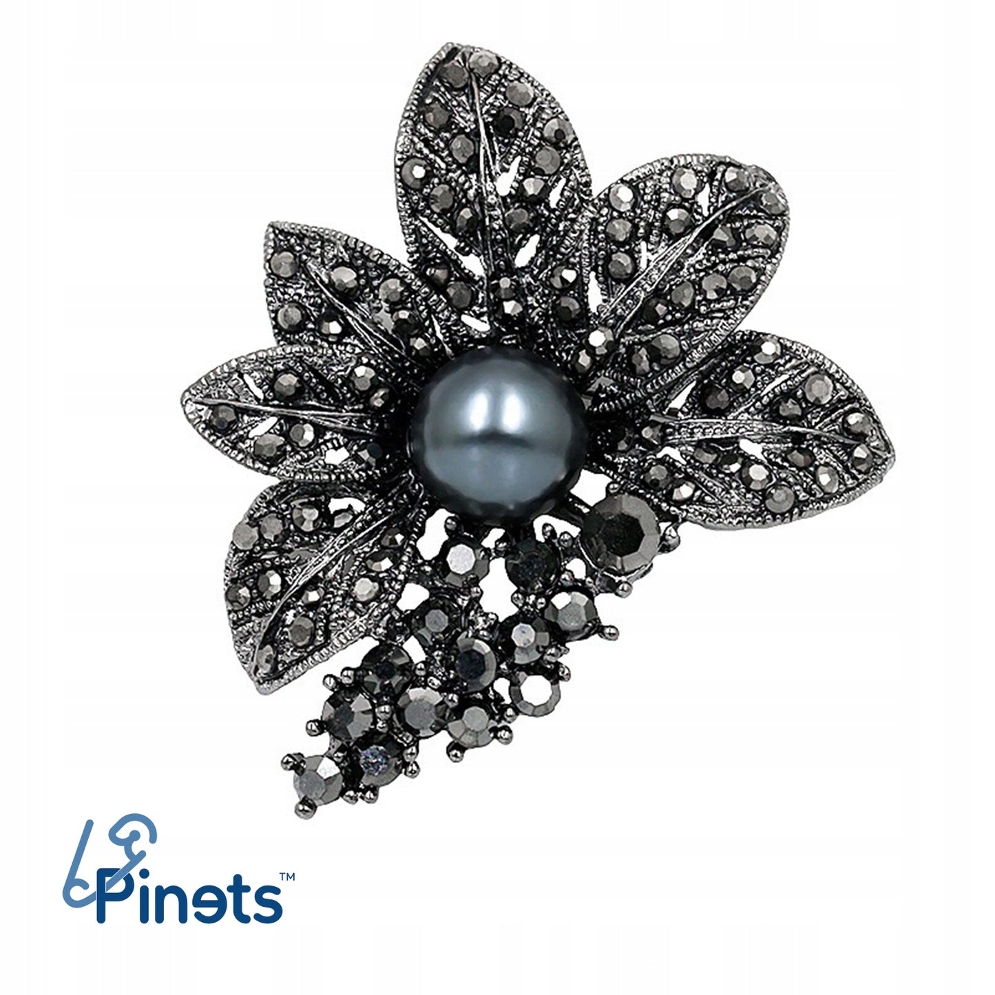 Schwarze Blume mit Perlenbrosche