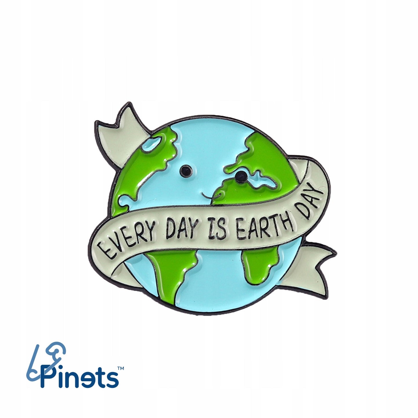 Ökologischer Pin in Form des Planeten Erde mit dem Slogan „Every Day Is Earth Day“