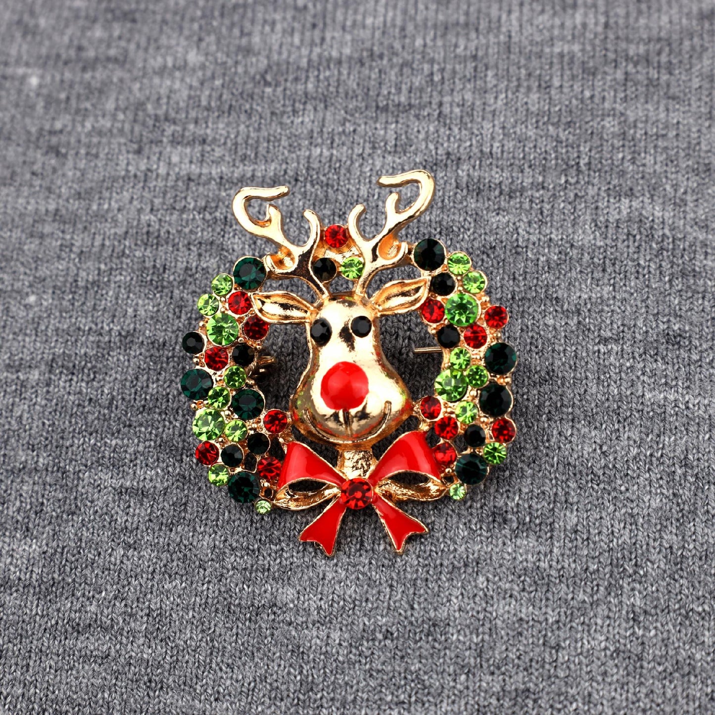 Rentier mit Kranz - Weihnachtsbrosche