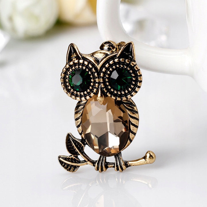 Goldene Eule - Brosche mit Zirkonia