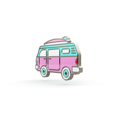 Pinkes Wohnmobil – ein Pin für die Urlaubsreise