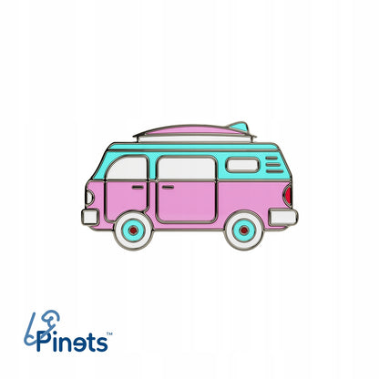 Pinkes Wohnmobil – ein Pin für die Urlaubsreise
