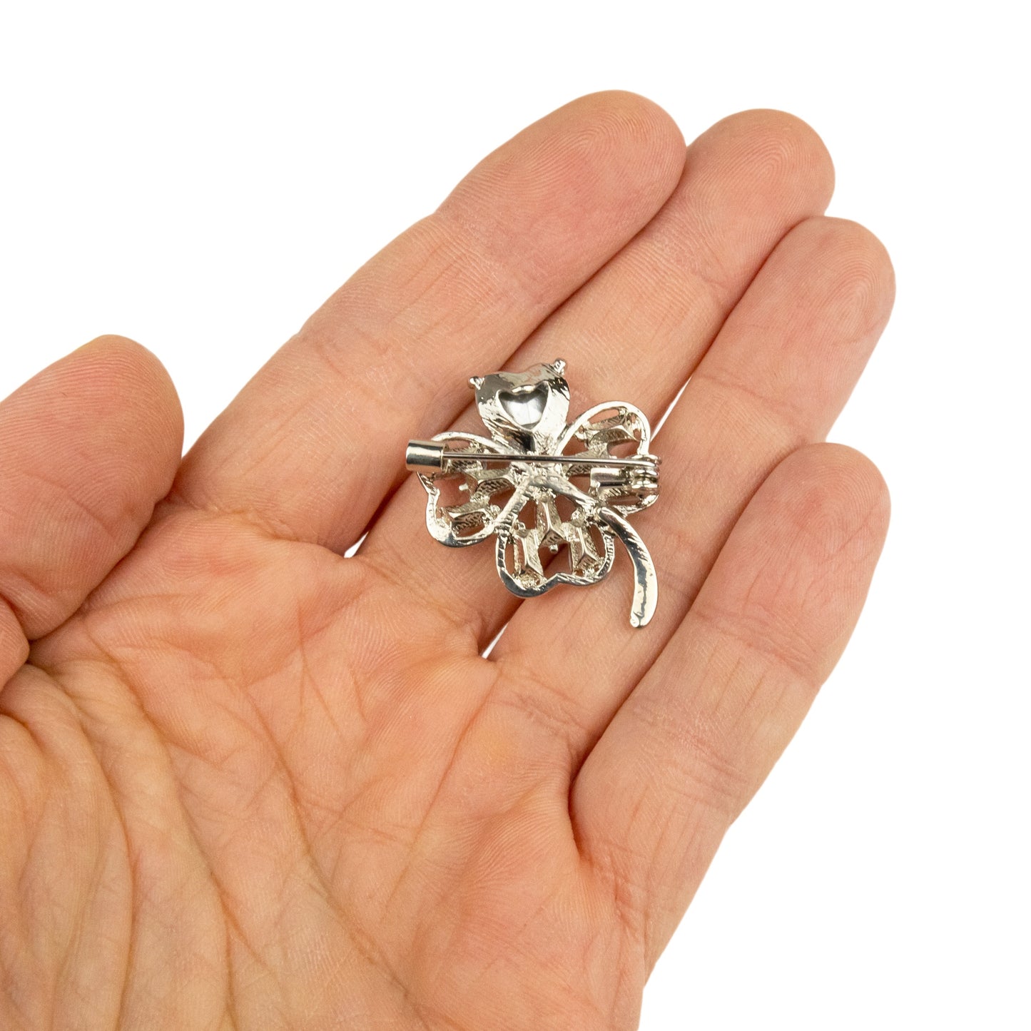 Silbernes Kleeblatt mit grünem Herz - Brosche mit Zirkonia