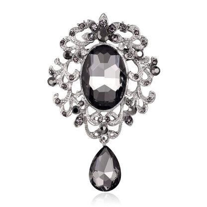 Barocke Brosche mit Zirkonia